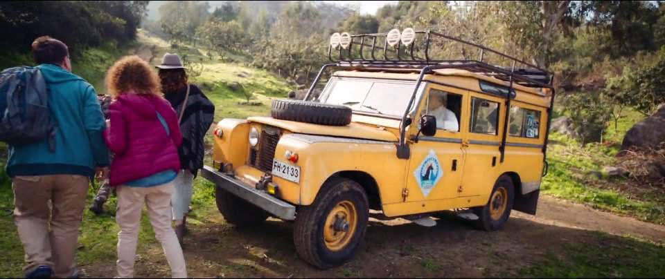 Land-Rover 109'' Series IIa Station Wagon