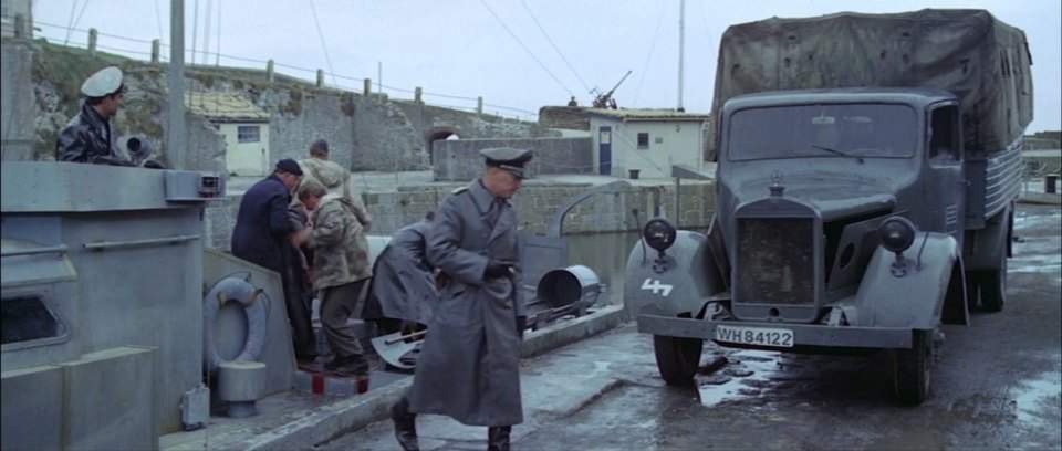 Mercedes-Benz L 3000