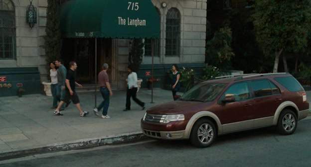 Ford Taurus X