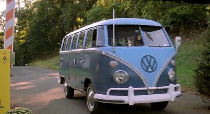 Volkswagen De Luxe Station Wagon T1