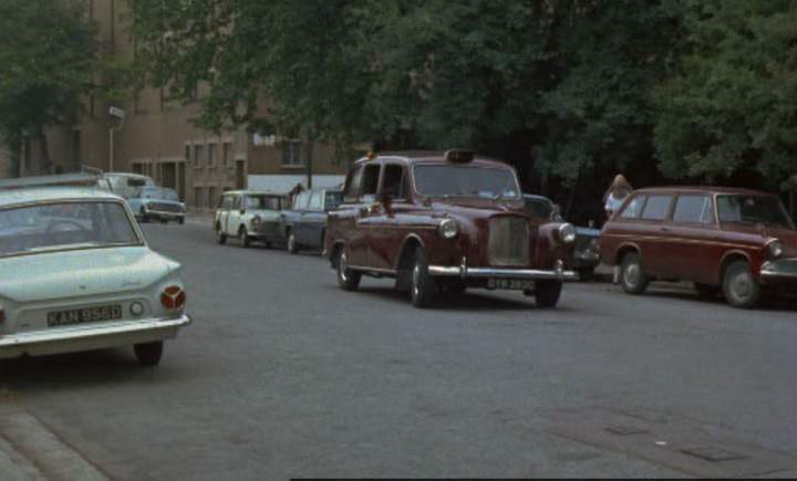 Ford Anglia Estate