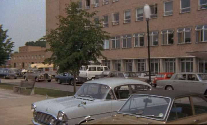 Vauxhall Cresta