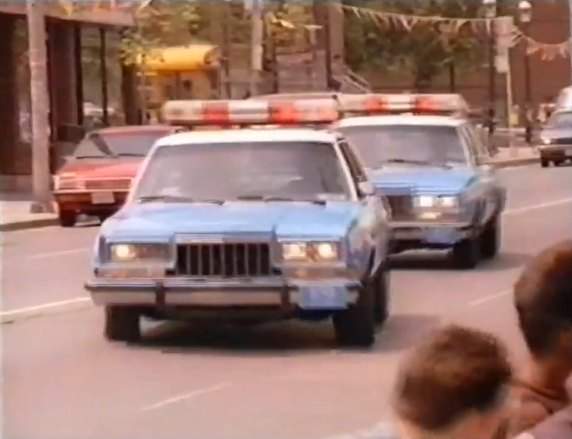 Plymouth Caravelle