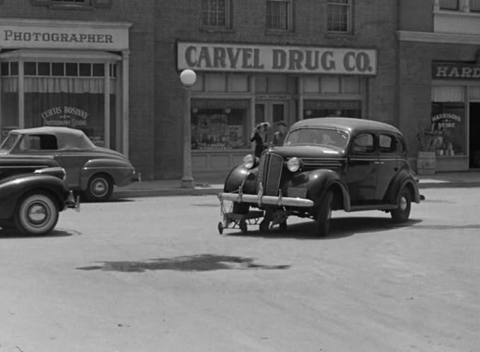 Ford Super De Luxe