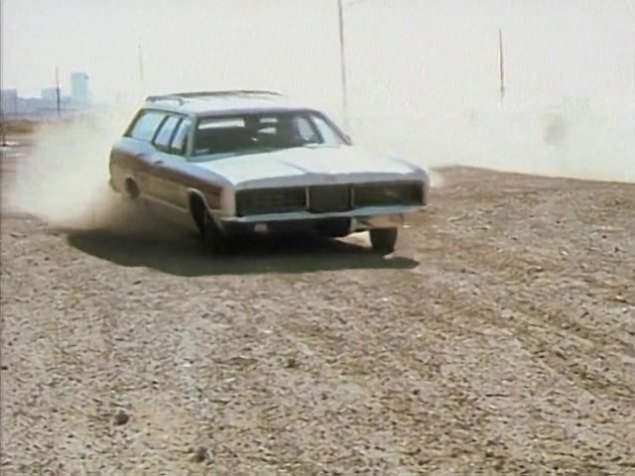 Ford LTD Country Squire