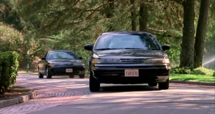 Ford Crown Victoria