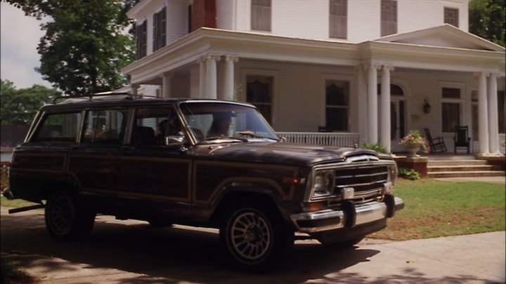 Jeep Grand Wagoneer