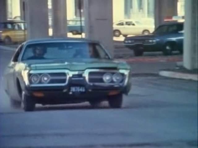 Plymouth Satellite