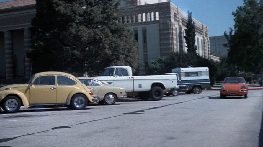 Dodge W-200