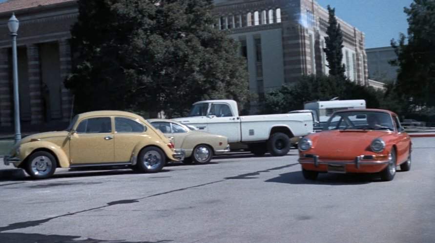 Volkswagen Super Beetle