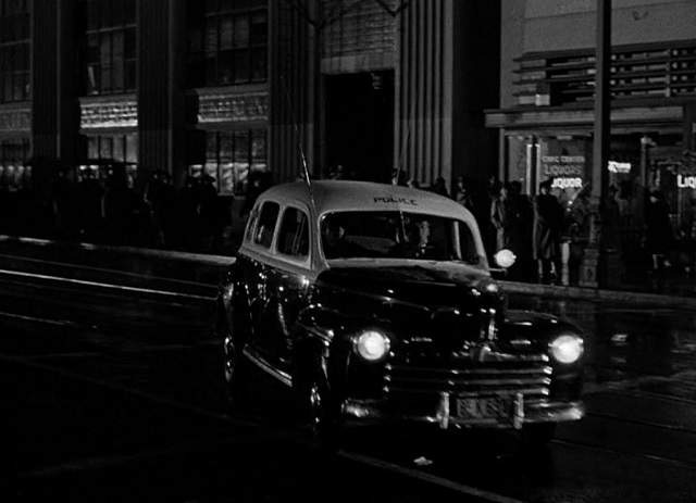 Ford Super De Luxe