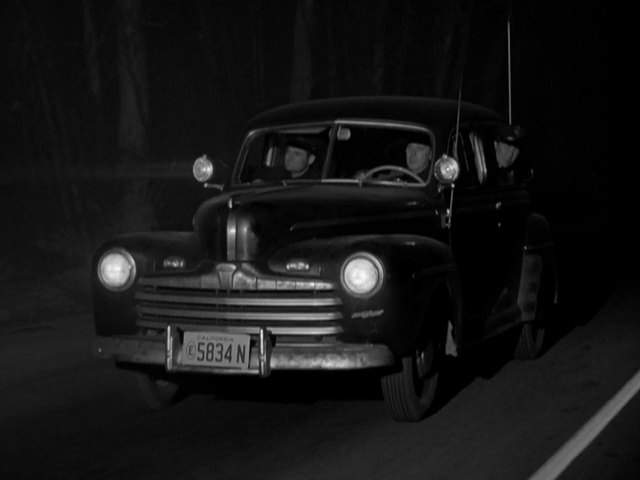 Ford Super De Luxe