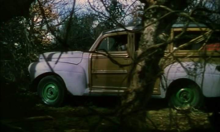 Ford De Luxe Station Wagon