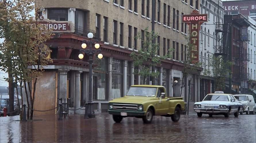 Chevrolet C-10
