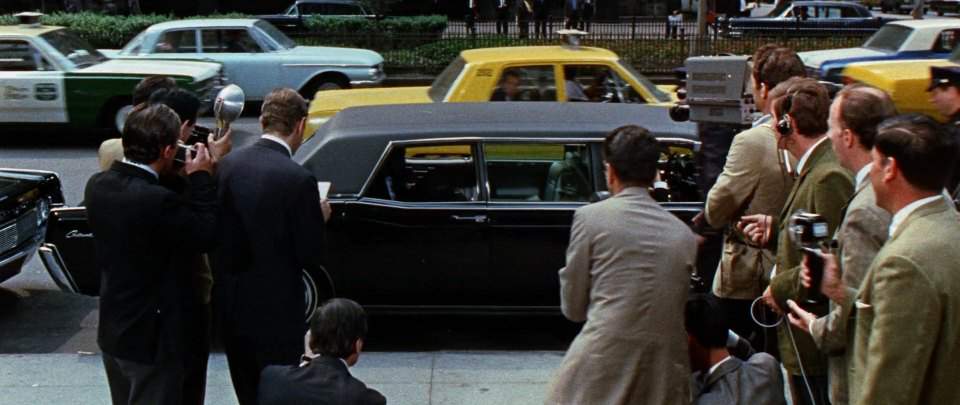 Lincoln Continental Executive Limousine