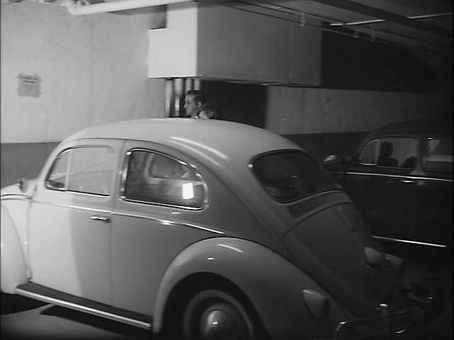 Volkswagen De Luxe Sedan