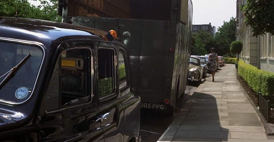 Austin FX4
