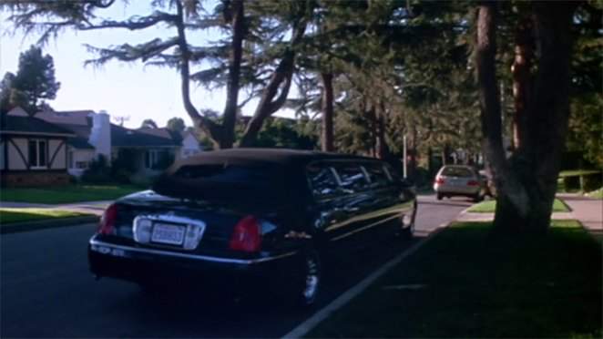 Lincoln Town Car Stretched Limousine