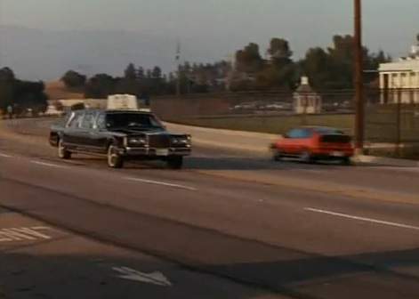 Lincoln Town Car Stretched Limousine