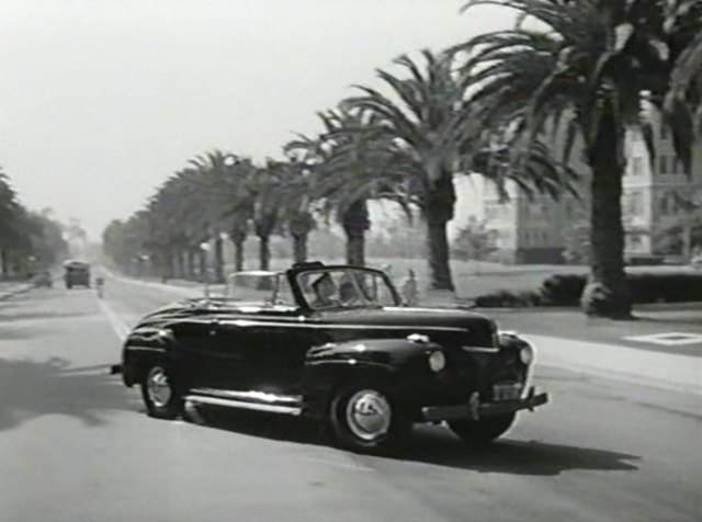 Ford Super De Luxe