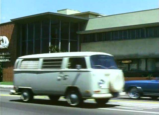 Volkswagen Station Wagon T2