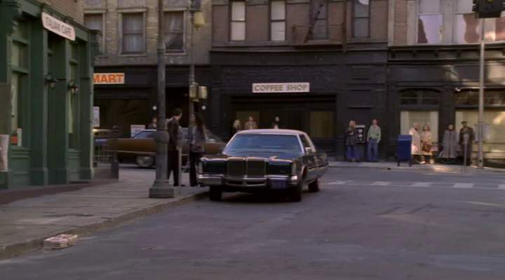 Chrysler New Yorker Brougham