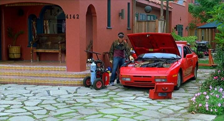 Porsche 944 S2