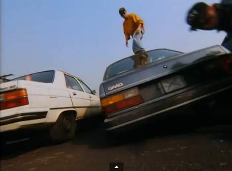 SAAB 900