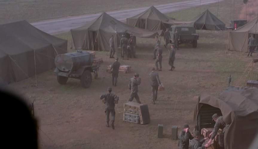 AM General HMMWV M1043