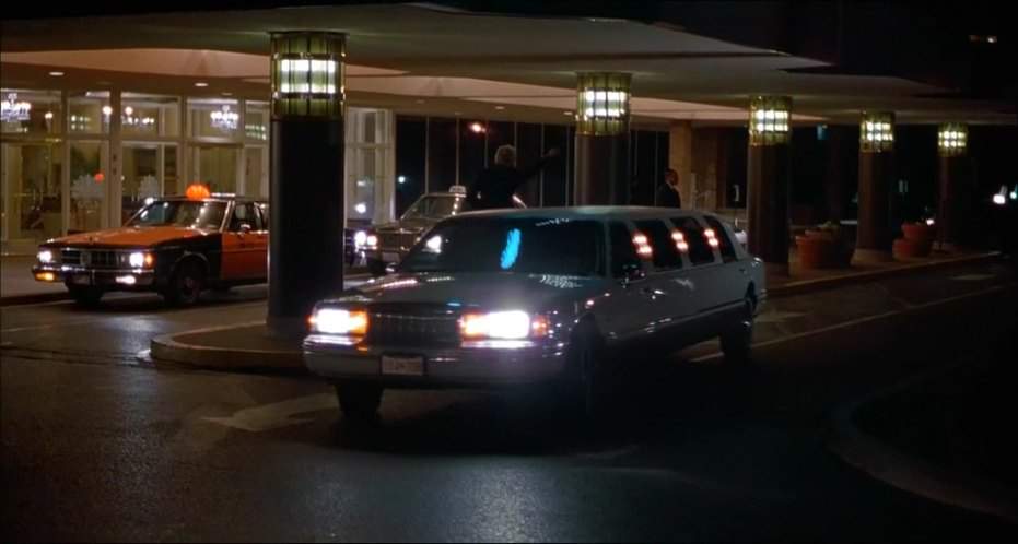 Lincoln Town Car Stretched Limousine