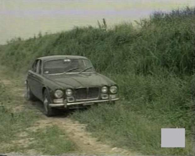 Jaguar XJ12
