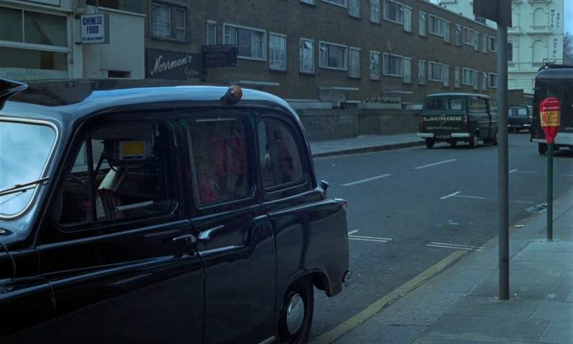 Austin FX4