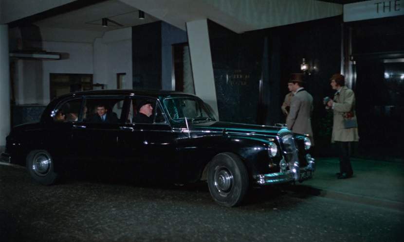 Daimler Limousine