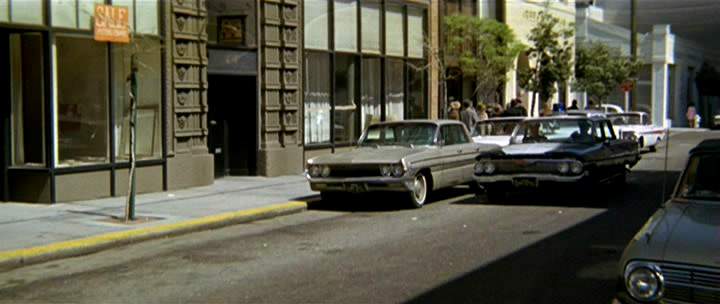 Oldsmobile 