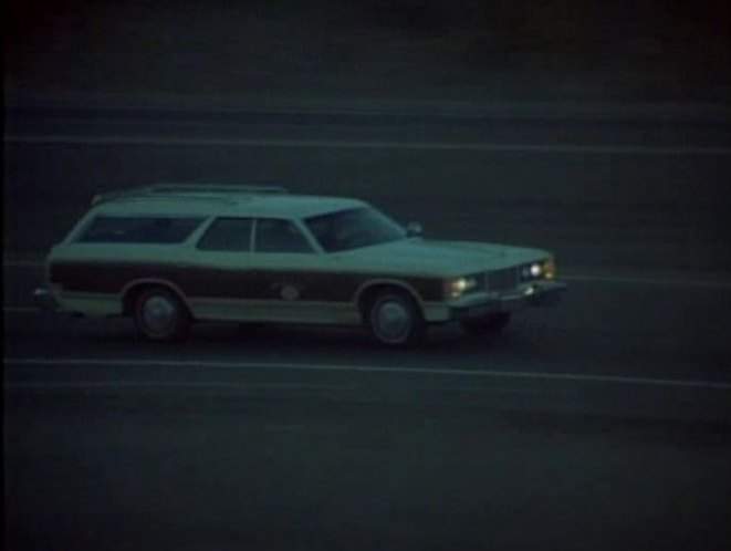 Ford LTD Country Squire