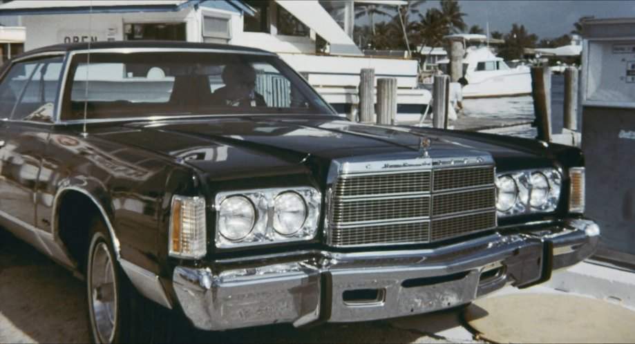 Chrysler New Yorker Brougham