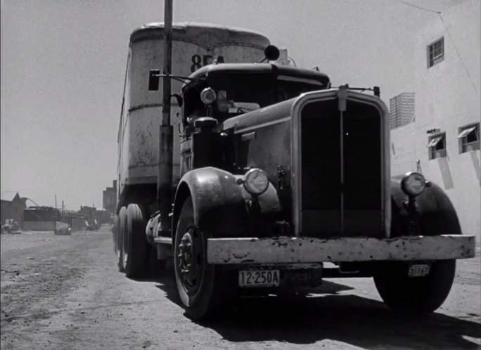 Kenworth 523