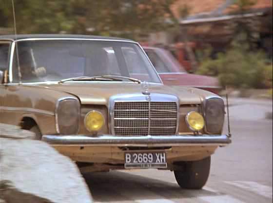 Mercedes-Benz 200