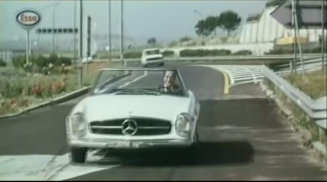 Mercedes-Benz 230 SL