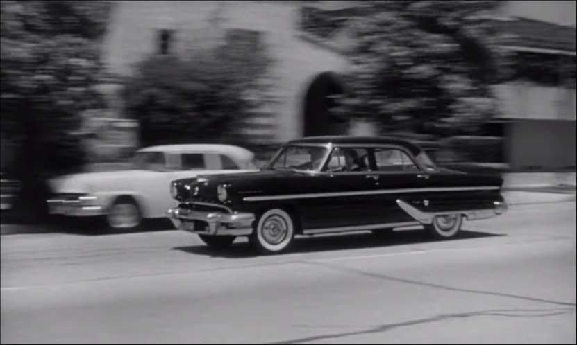 Lincoln Capri