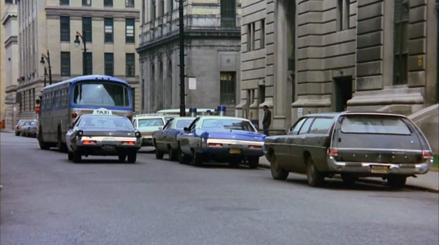 Plymouth Fury Suburban