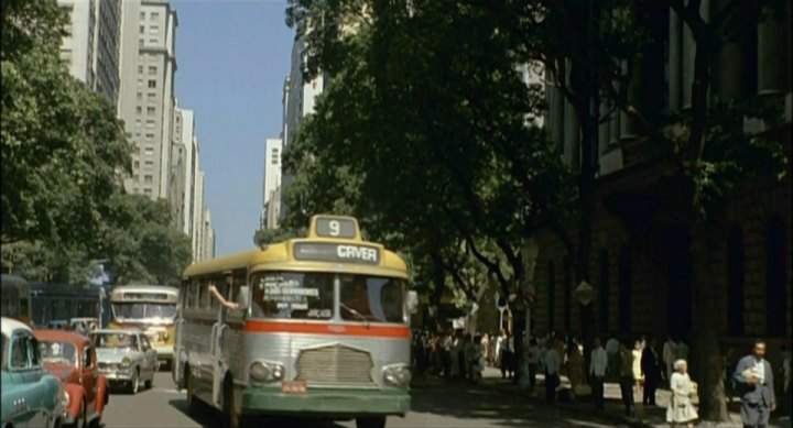 Mercedes-Benz LP 321
