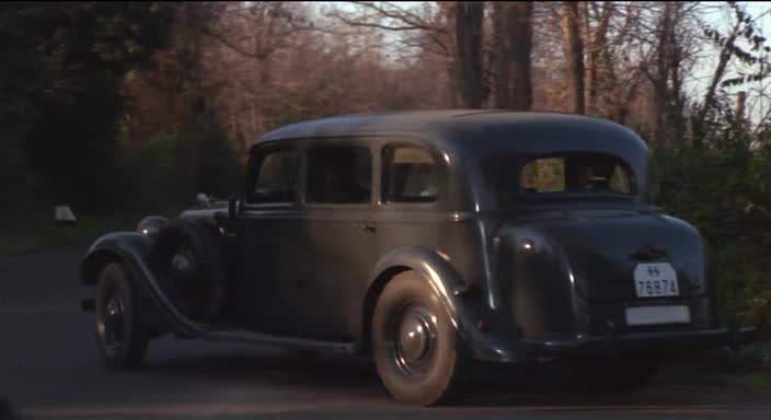 Mercedes-Benz 320 Lang
