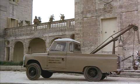Land-Rover 109'' Series II Pickup