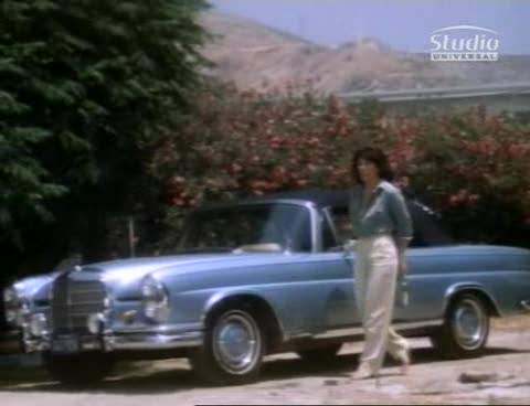 Mercedes-Benz 220 SE Convertible