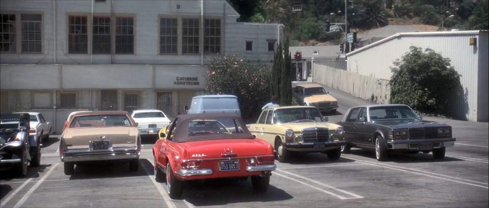 Mercedes-Benz 230 SL