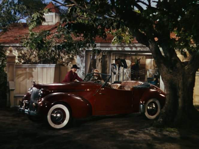 Packard Custom Super Eight