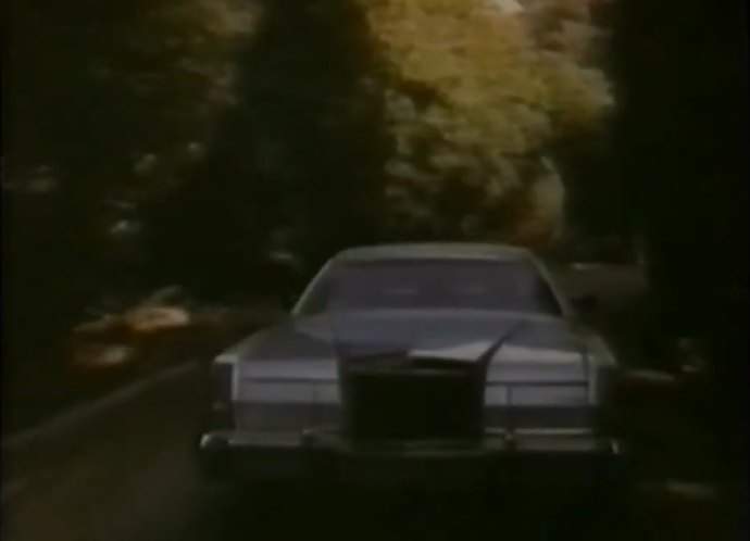 Lincoln Continental Mark IV