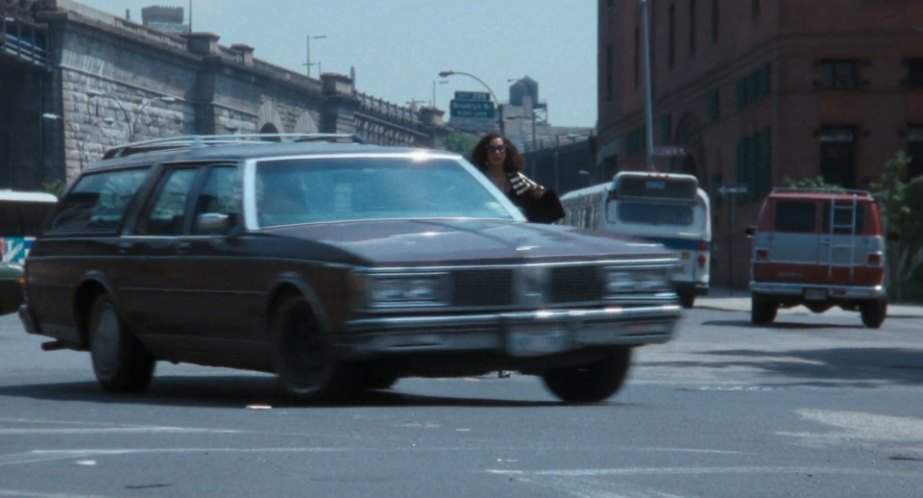 Oldsmobile Custom Cruiser