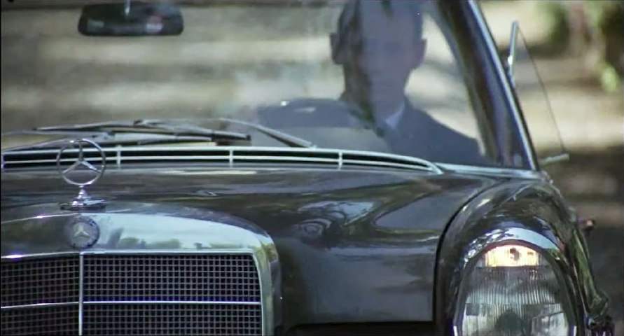 Mercedes-Benz 250 SE
